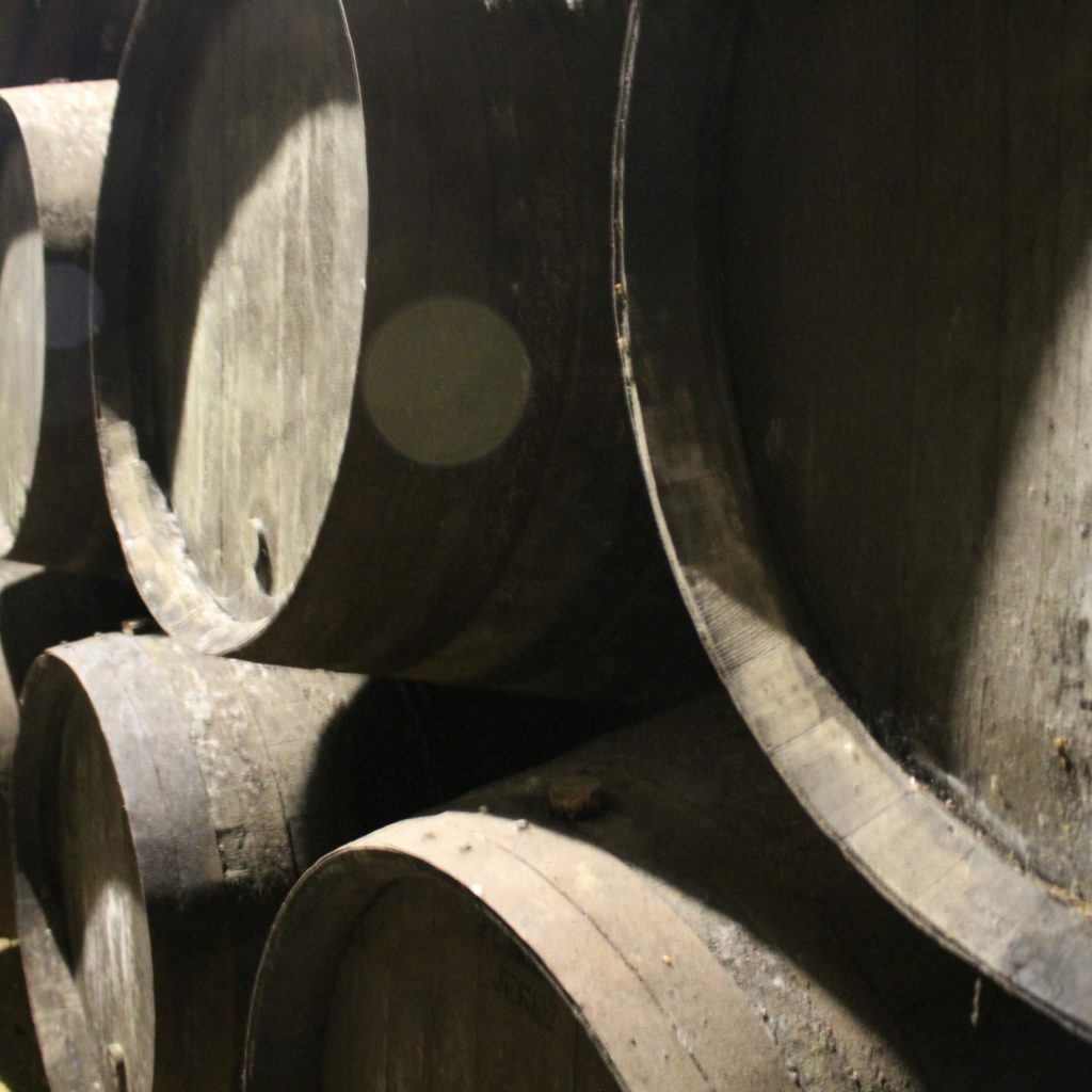 Botas añejas de Bodegas Cayetano del Pino