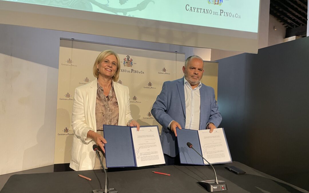 Nuestra Bodega firma un Convenio de Colaboración con el Ayuntamiento de Jerez para restaurar, conservar y poner de nuevo en funcionamiento el reloj del Gallo Azul ‘Pedro Domecq’
